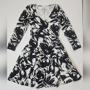 Abercrombie And Fitch Flare Dress Womens Size XS Black White Floral